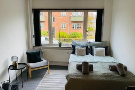 Vanlose Apartment | INACTIVE Cozy & Modern Studio by Metro Station