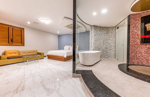 Ganseok-dong Hotel | Incheon Pie