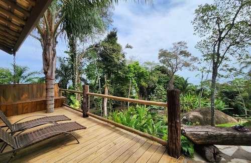 Praia de Taubate House | Incrível Bangalô com Vista Para o mar em Meio a Natureza