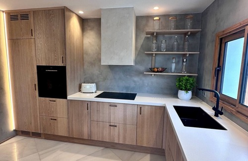 Cumbre del Sol Villa | Incredible seafront 4-bedroom luxury villa with infinity pool in Cumbre del Sol.