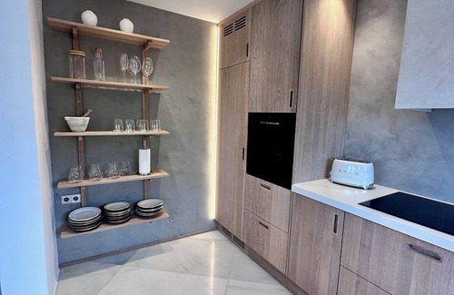 Cumbre del Sol Villa | Incredible seafront 4-bedroom luxury villa with infinity pool in Cumbre del Sol.