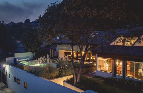 La Pena House | Incredible view. Luxury and comfort in a great location.