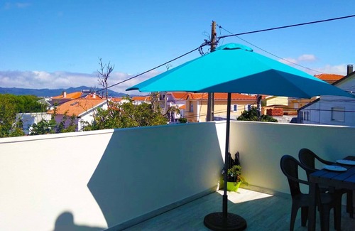 Cascais Villa | Independent house near Estoril with terrace