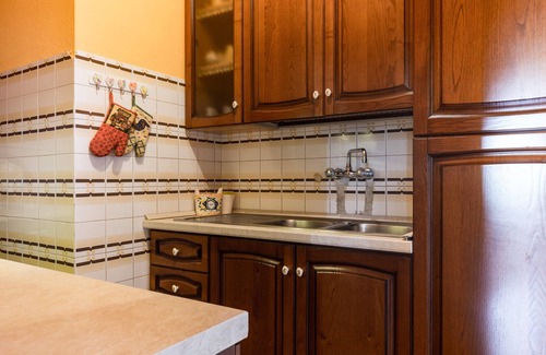 Solanas House | Independent Villa with garden, wifi, airco!