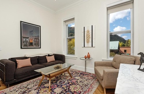 Downtown Apartment | Independence Square 203, Stunning Suite w/Great Views of Downtown Aspen