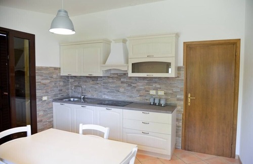 Casale Marittimo Apartment | Independent ground floor apartment with garden, parking space with sea view, 4 pax