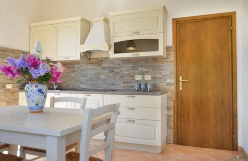 Casale Marittimo Apartment | Independent ground floor apartment with garden, parking space with sea view, 4 pax