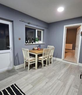 Reading House | Independent specious 5 BHK with 3 bathrooms with Toilet