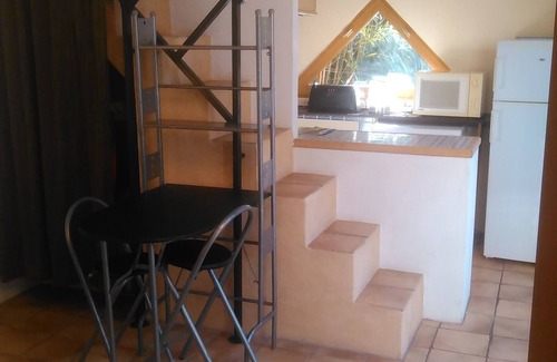 Les Angles Apartment | Independent studio-T1 on the ground floor