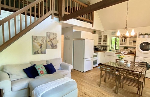 Greentown House | Indian Rocks Chalet on lake Wallenpaupack