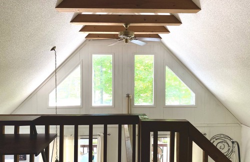 Greentown House | Indian Rocks Chalet on lake Wallenpaupack