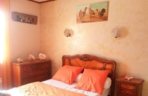 LʼIle-dʼOlonne House | indoor heated swimming pool house