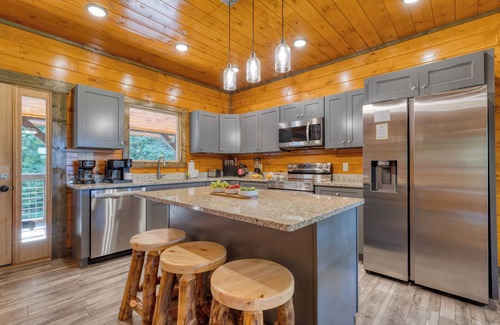 Wears Valley Cabin | Indoor Pool, Theater, Hot Tub & Mtn Views Near Dollywood | Crimson Crest
