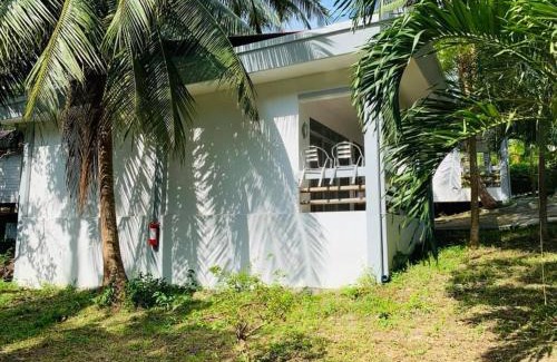 Daem Thkov Resort | Indra Koh Rong Resort