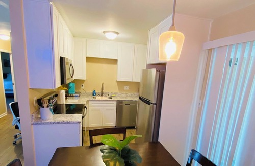 Charlotte House | Indulge in urban luxury with a stay in our cozy home.