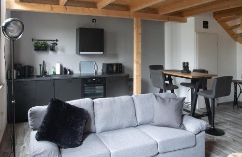 Heppens Apartment | Industrie Loft 1901 - Gratis Parken - Zentral