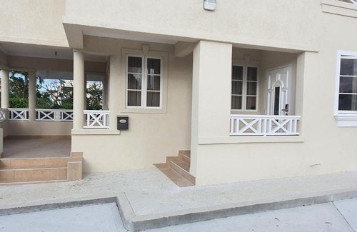 Hoytes Apartment | Infinity Townhomes at Bagatelle
