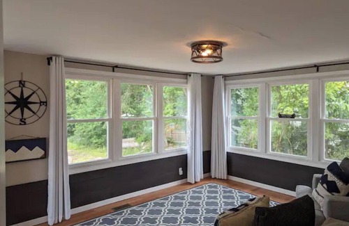 Geneva House | Inland Breeze, 10 min to GOTL, 10 to SPIRE, 🍷, 🐟