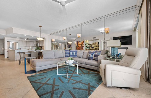 Clipper Cove Condo | Inn at Crystal Beach 405 | by Salt Water Vacations