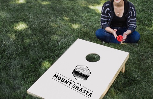 Mount Shasta House | Inn at Mount Shasta, King Suite (NEW LISTING!)