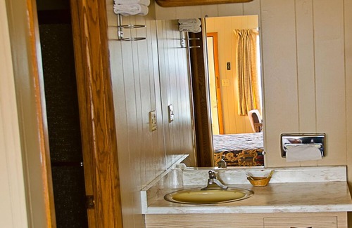 Waupun Hotel | Inn Town Motel