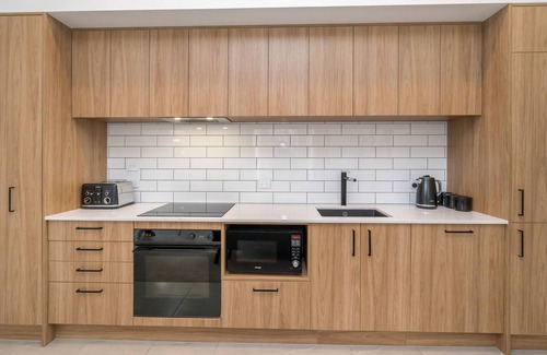 Dunedin City Centre House | Inner City Elegance on Stuart Street