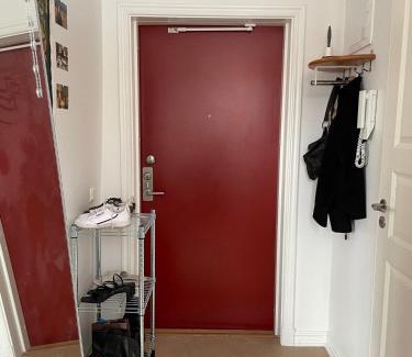 Olivedal Apartment | Inner City Sunny Apartment