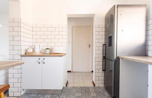 Gordons Bay Central House | Innie Baai Beach House