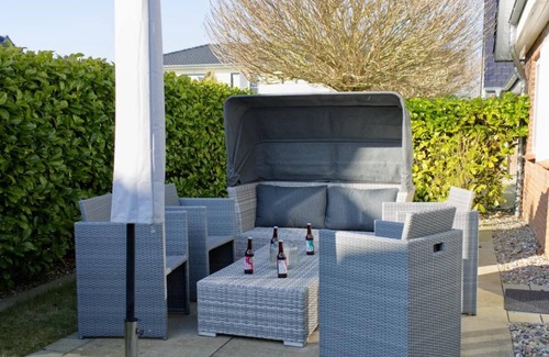 Neue Tiefe Apartment | Inselblume 35 - Modern vacation apartment in Neue Tiefe