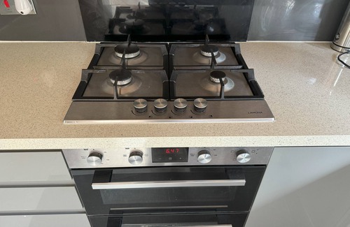 Luton House | Instant Home