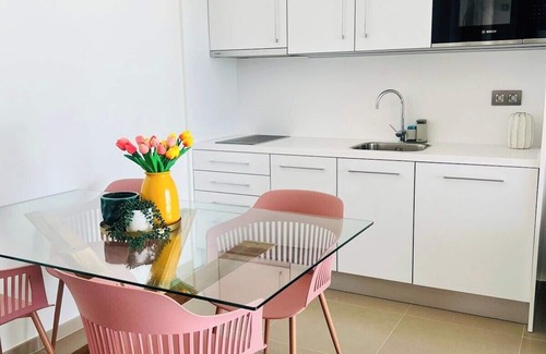 Cala Apartment | Intempo Sky: Roza el Cielo en el Edificio Residencial más Alto de Europa