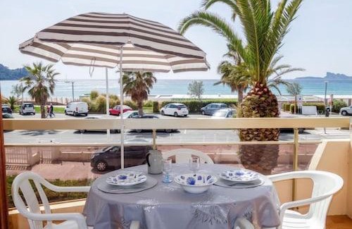 Saint-Cyr-sur-Mer Apartment | Interhome - Dio Brasil