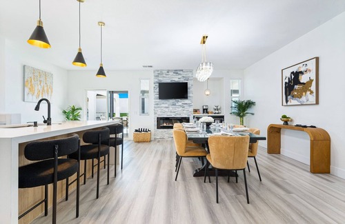 Coachella House | Interstellar w/Pool, Golf, & Game room/Sleeps 23!