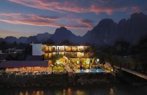 Vang Vieng Resort | Intimate Riverside Resort Vang Vieng