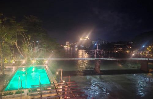 Vang Vieng Resort | Intimate Riverside Resort Vang Vieng