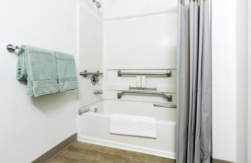 Antioch Hotel | InTown Suites Extended Stay Nashville TN - Bell Road