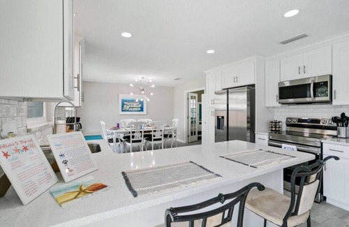Isle of Palms House | Intracoastal Pool Retreat near Beaches+Mayo Clinic