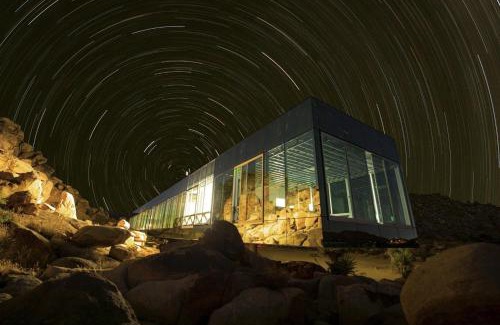 Monument Manor House | Invisible House Joshua Tree Modern Masterpiece