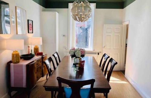 Sunderland House | Inviting 2-Bed House in Sunderland WiFi Parking