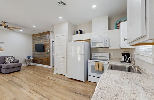 Fulton House | Inviting coastal home with shared pool and stocked pond