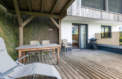 Helfenstein Apartment | Inviting flat in Hart with fitness room