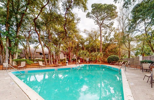 Folly Field House | Inviting getaway with shared pool - quick walk to beach and trolley