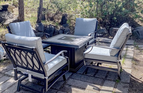 Kings Beach Ski Chalet | Inviting hotel with lakeview, golf, skiing, WiFi, & Netflix