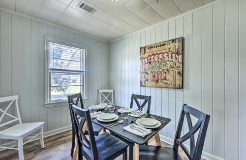 Forest Lake House | Inviting House 2 Mi to University of Alabama!