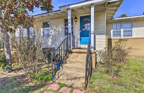 Forest Lake House | Inviting House 2 Mi to University of Alabama!