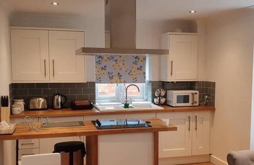 Banbury Apartment | Inviting No.12 The Meadow