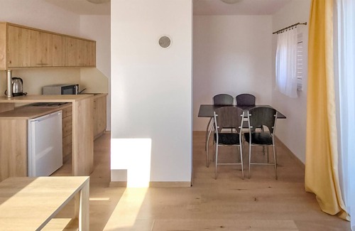 Krynica Morska Apartment | Inviting vacation apartment in Krynica Morska.