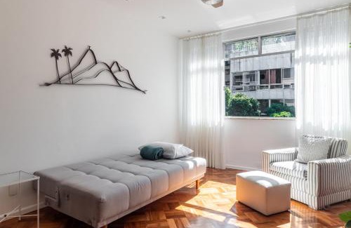 Ipanema Apartment | Ipanema - Maravilhoso! Localizado entre a Praia e a Lagoa