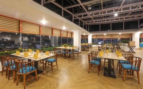 Aurangabad Hotel | IRA by Orchid Sambhajinagar - Aurangabad