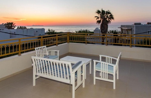 Sfakaki Villa | Irene beach villa